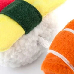 P.L.A.Y. Pet International Classic - Sushi Toy -Hundebedarf Geschäft international classic sushi toy 198110 0500 none